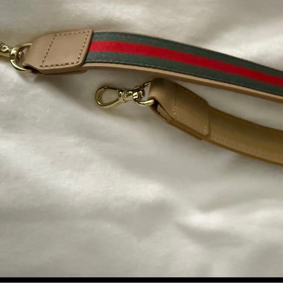 Phone case - Picture 2 of 7